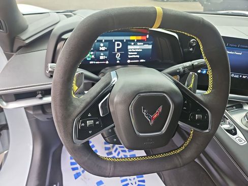 Used 2023 Chevrolet Corvette Stingray Coupe w/ Z51 Performance Package RWD image 14