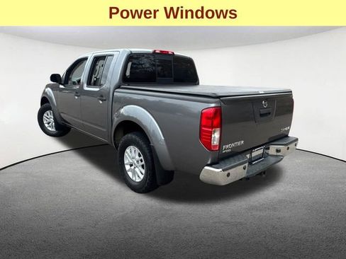 Used 2017 Nissan Frontier SV w/ SV Value Truck Package image 9