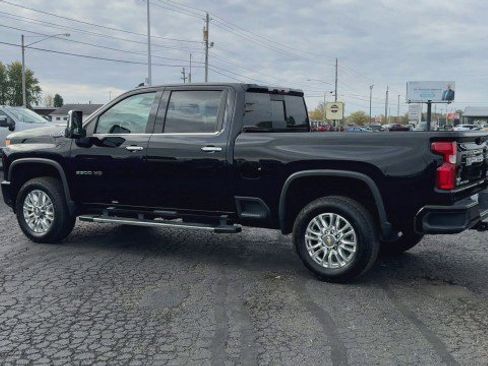 Certified 2022 Chevrolet Silverado 3500 High Country w/ LPO, Hitch Package image 6