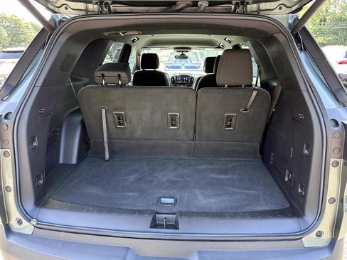 Used 2023 Chevrolet Traverse LT AWD/4WD image 7
