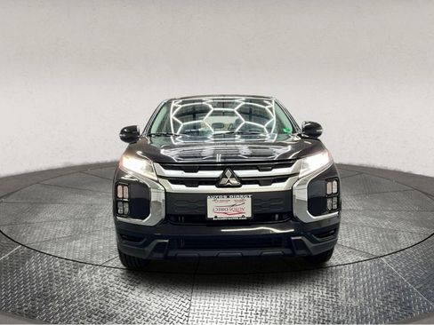 Used 2021 Mitsubishi Outlander Sport ES image 2