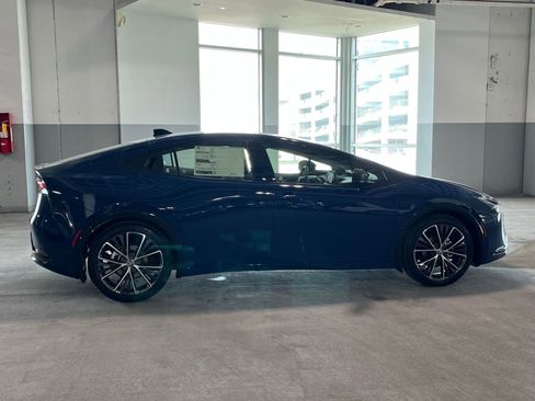 New 2026 Toyota Prius XLE FWD image 12