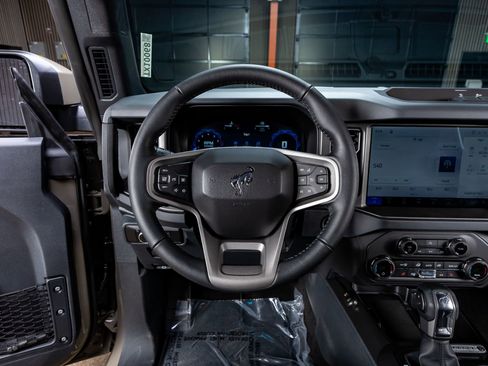 Used 2026 Ford Bronco Big Bend AWD/4WD image 17