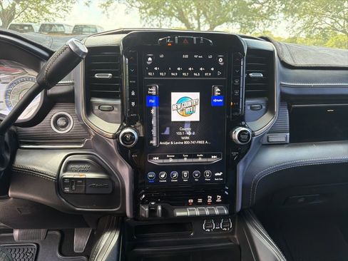 Used 2020 RAM 2500 Limited AWD/4WD image 12
