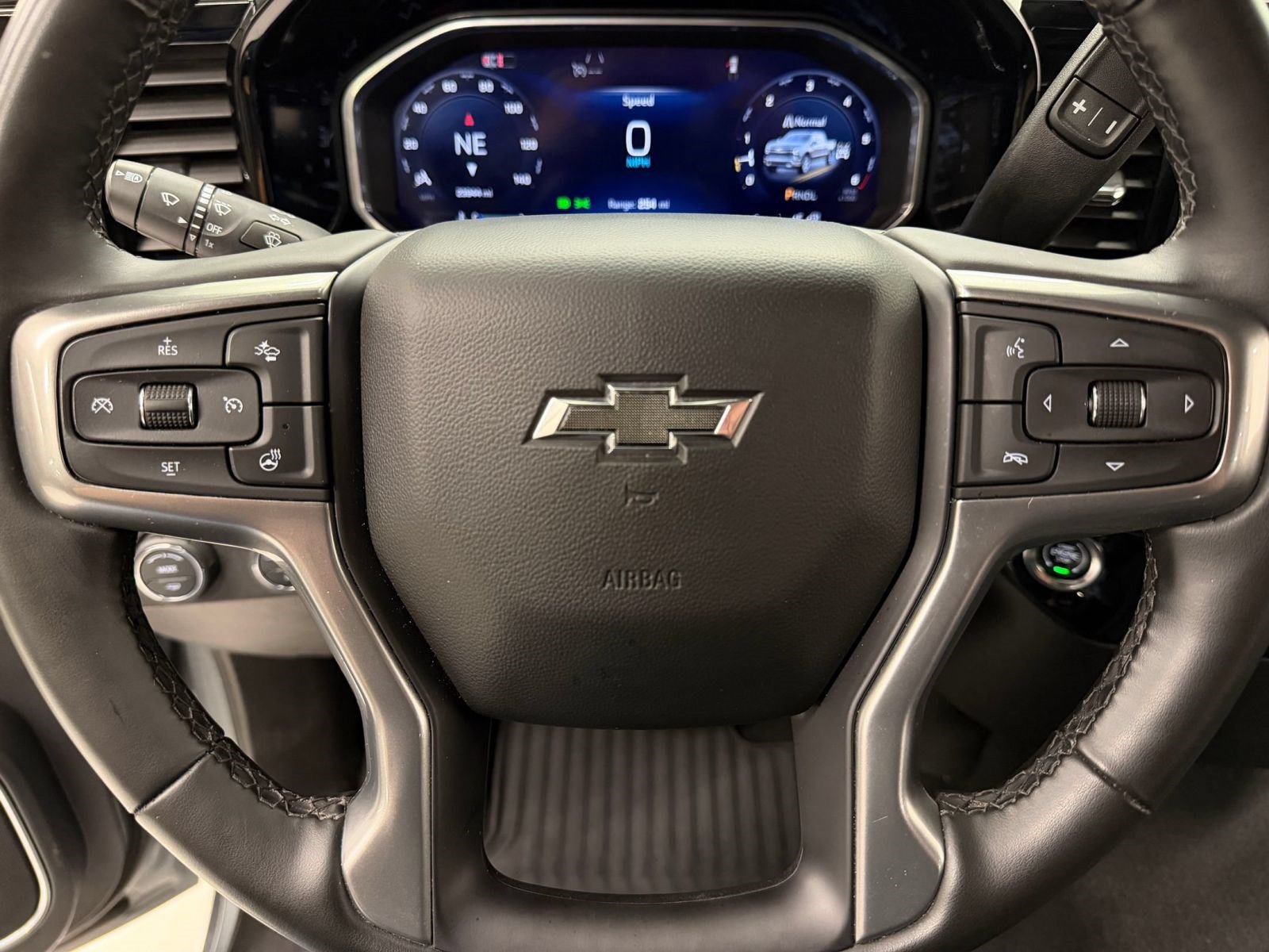 Used 2026 Chevrolet Silverado 1500 RST AWD/4WD image 9