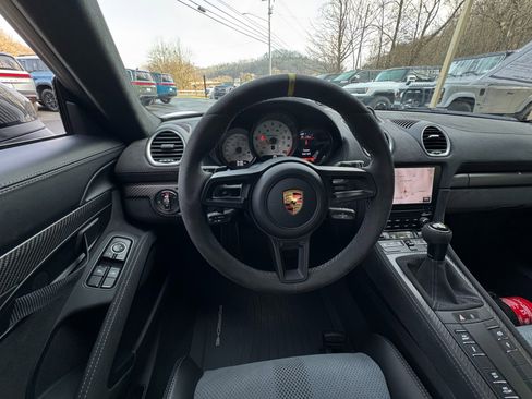 Used 2023 Porsche 718 Cayman GT4 RS image 36