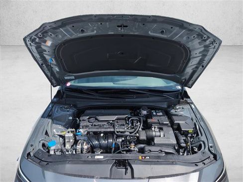 New 2026 Hyundai Elantra SE FWD image 19