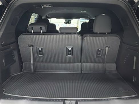 New 2026 Chevrolet Traverse LT w/ Driver Confidence Package image 7