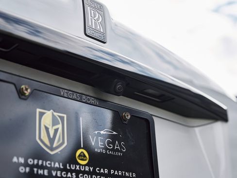 Used 2023 Rolls-Royce Cullinan Black Badge w/ Driver's Package image 14