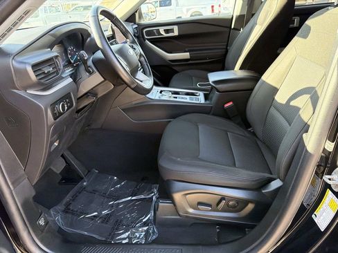Certified 2023 Ford Explorer XLT image 19