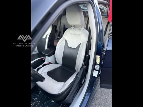 Used 2018 Jeep Compass Limited w/ Navigation Group image 37