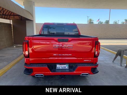 Certified 2021 GMC Sierra 1500 AT4 w/ AT4 Preferred Package AWD/4WD image 5