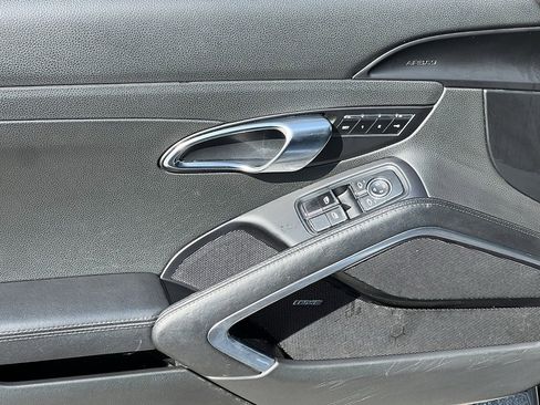 Used 2017 Porsche 911 Targa 4S image 27