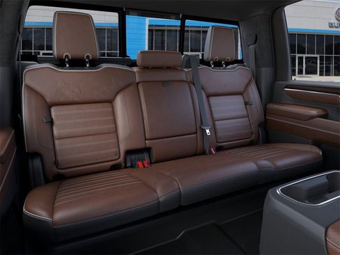 New 2025 GMC Sierra 3500 Denali Ultimate image 17