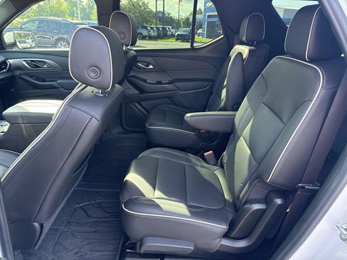 Used 2023 Chevrolet Traverse Premier w/ LPO, Floor Liner Package FWD image 7