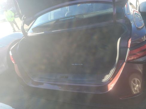 Used 2020 Nissan Sentra SV image 11