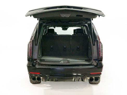 Used 2025 Cadillac Escalade V AWD/4WD image 48