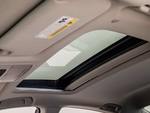 Used 2025 Honda Accord SE image 8