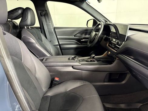 Used 2024 Toyota Grand Highlander AWD Hybrid image 15