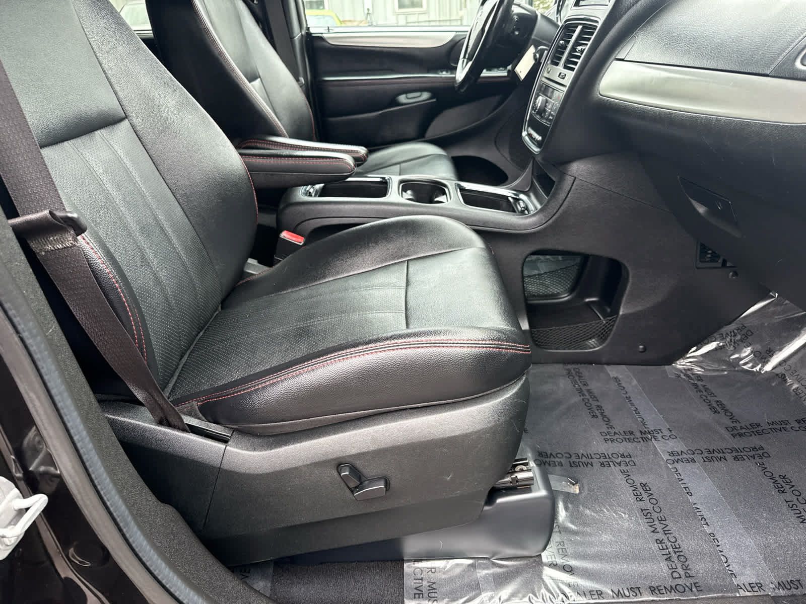Used 2019 Dodge Grand Caravan GT FWD image 12