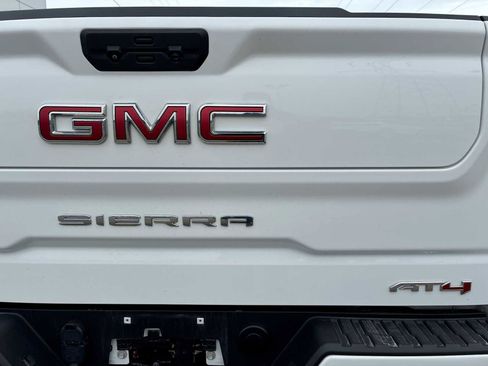 Certified 2022 GMC Sierra 1500 AT4 w/ AT4 Preferred Package image 33