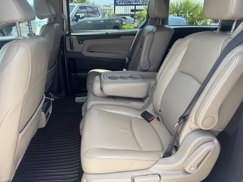 Used 2021 Honda Odyssey EX-L image 9