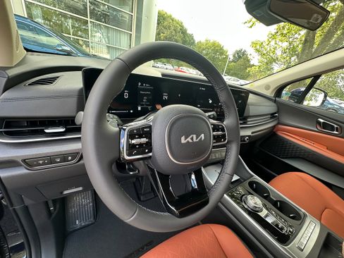 New 2026 Kia Carnival EX image 40