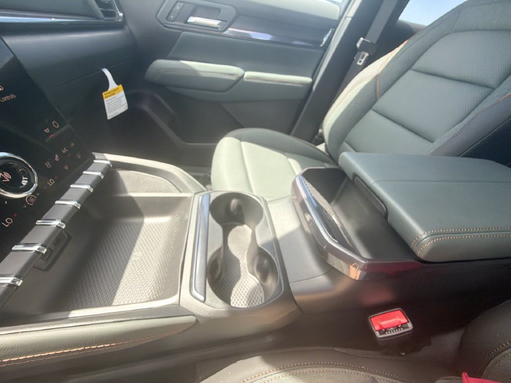 New 2027 GMC Terrain AT4 w/ Convenience Package III AWD/4WD image 26