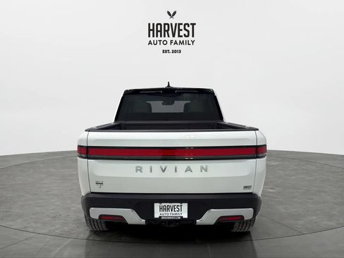 Used 2024 Rivian R1T Adventure AWD/4WD image 5