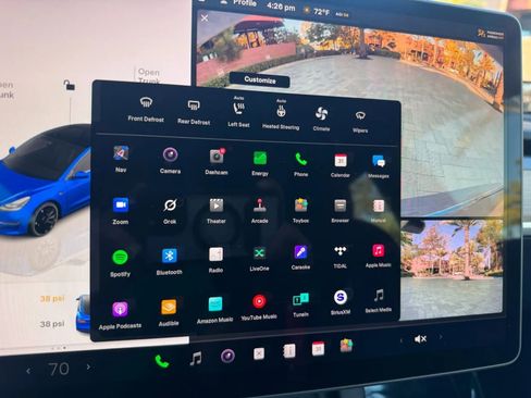 Used 2022 Tesla Model 3 Performance image 40