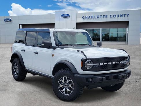 New 2025 Ford Bronco Badlands AWD/4WD image 1