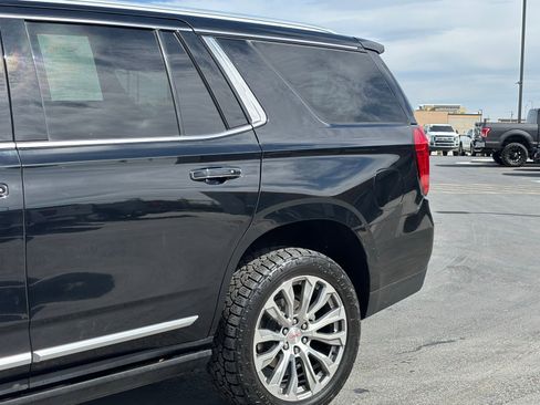 Used 2021 GMC Yukon Denali w/ Denali Premium Package AWD/4WD image 7