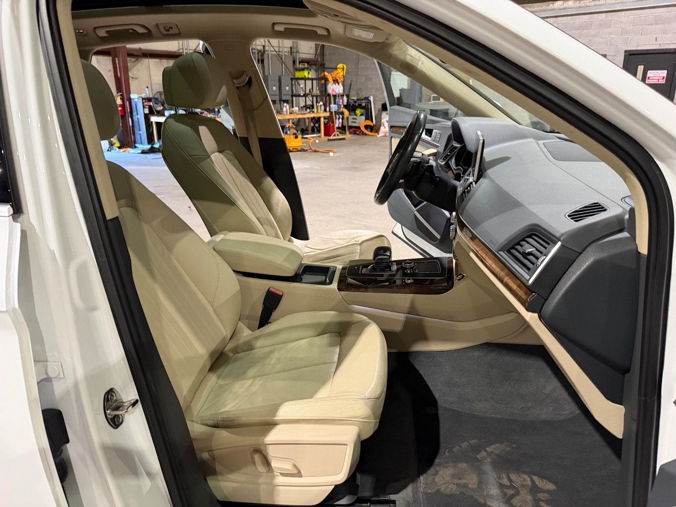 Used 2018 Audi Q5 2.0T Premium Plus w/ Premium Plus Package AWD/4WD image 26