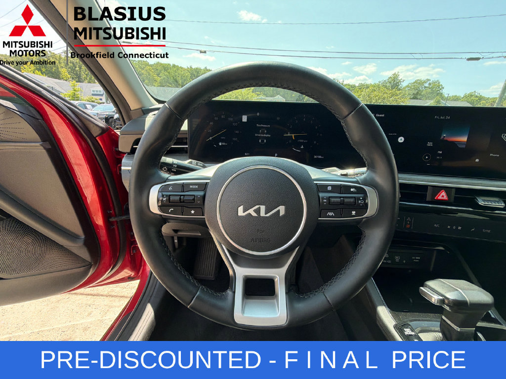 Used 2025 Kia K5 EX FWD image 18