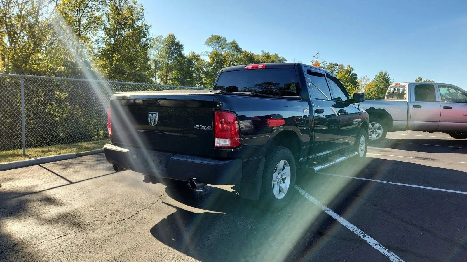 Used 2016 RAM 1500 Express AWD/4WD image 8