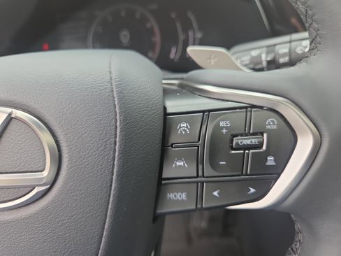 Used 2023 Lexus RX 350 Premium w/ Accessory Package AWD/4WD image 29