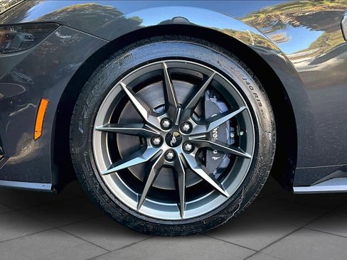 Used 2024 Ford Mustang Dark Horse image 9