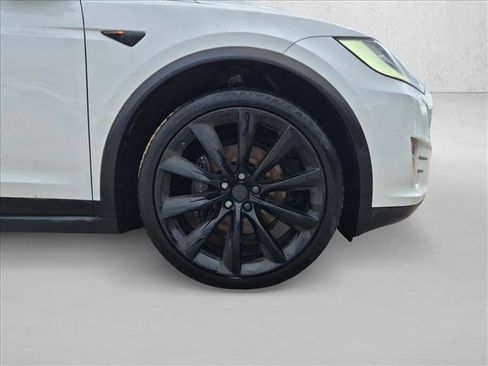 Used 2020 Tesla Model X Long Range AWD/4WD image 9