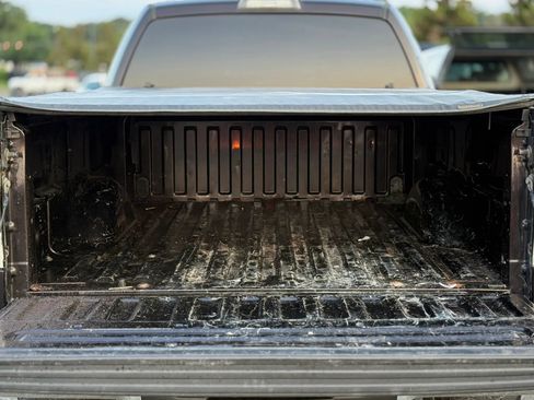 Used 2013 Ford F150 XLT w/ Mid Equipment Group AWD/4WD image 26