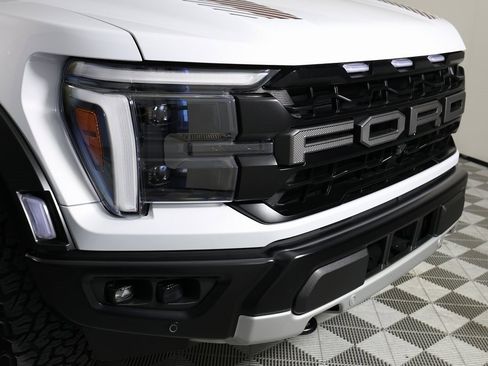 Used 2025 Ford F150 Raptor image 45