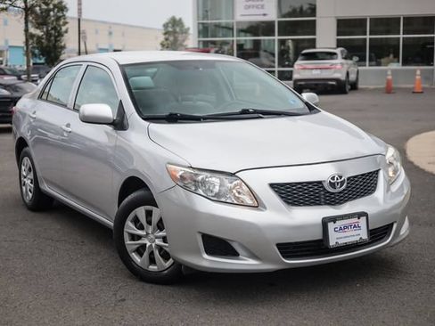 Used 2010 Toyota Corolla LE FWD image 7