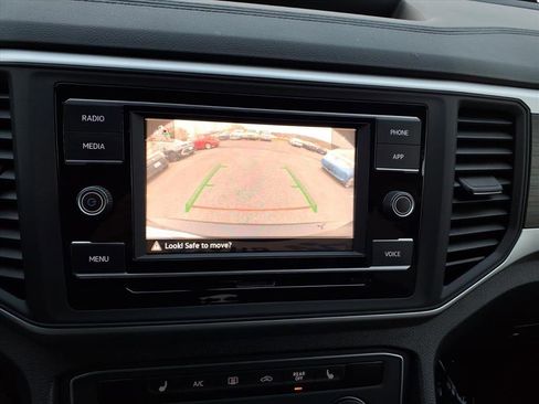 Used 2022 Volkswagen Atlas SE image 18