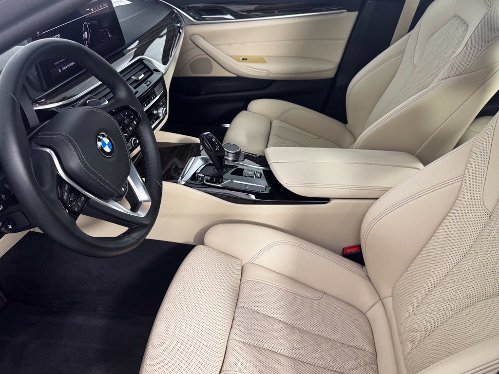 Used 2022 BMW 540i xDrive w/ Convenience Package AWD/4WD image 14