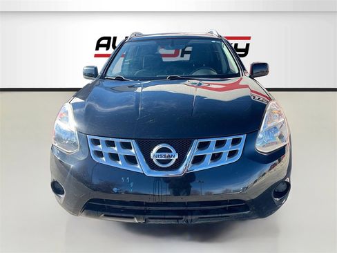 Used 2012 Nissan Rogue SV w/ Premium Pkg image 2