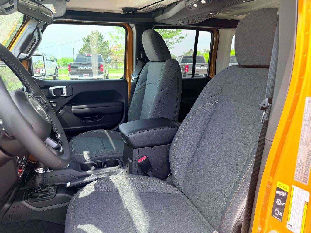 New 2026 Jeep Wrangler Unlimited Sport AWD/4WD image 13