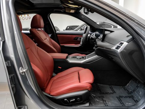 Used 2025 BMW 330i xDrive Sedan image 37