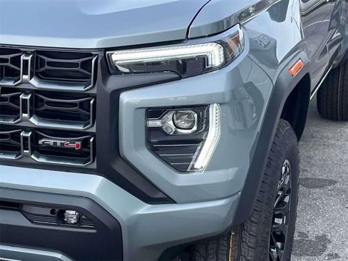 New 2026 GMC Canyon AT4 image 9