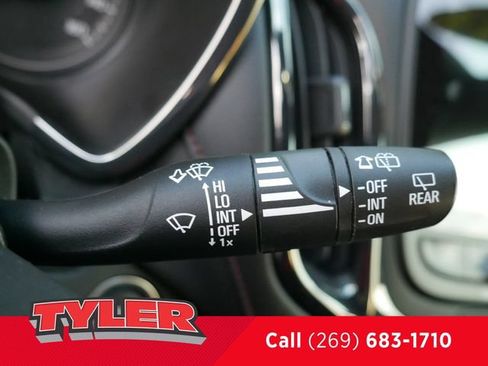 Used 2023 Chevrolet Equinox RS w/ RS Leather Package AWD/4WD image 24
