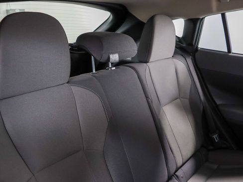 Used 2024 Subaru Crosstrek 2.0i image 27