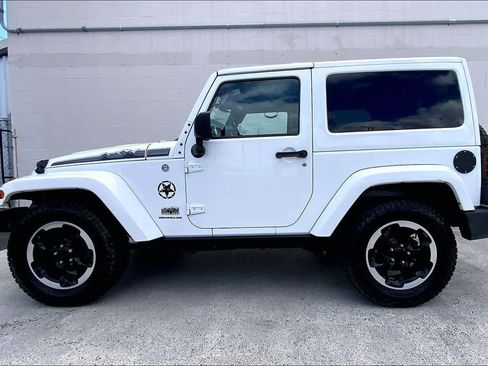 Used 2014 Jeep Wrangler Sahara AWD/4WD image 3